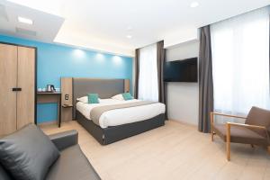 Hotels Grand Hotel Clichy Paris : photos des chambres