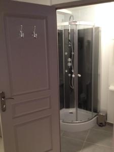 Appartements Studio typique et cosy climatise. : photos des chambres