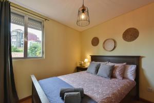 Clerigos Old Town Apartment