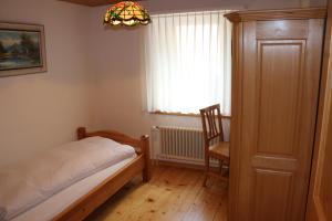 Budget Single Room room in Hotel Lowen