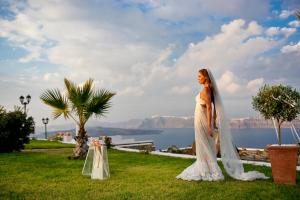 Maison Des Lys - Luxury Suites Santorini Greece