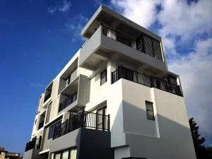 Here It's Home - Pi-t'ou-chiao