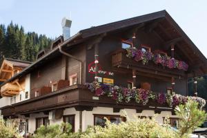 alpenrose hotel-garni