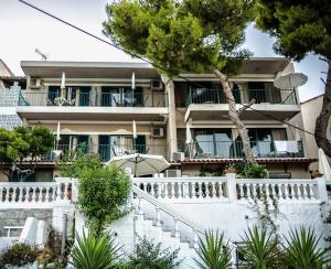 Mina Apartments Poros-Island Greece
