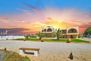 Nanakis Beach Luxury Apartments Chania Greece