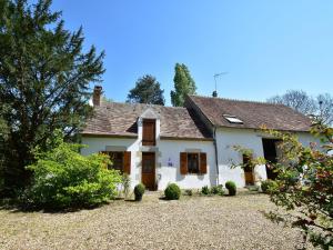 Maisons de vacances Authentic Holiday Home in Burgundy with Large Swimming Pool : photos des chambres