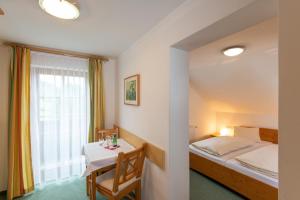 Double Room room in Ferienhof Nasnergut