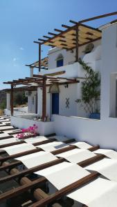 Kionia Panorama Studios Tinos Greece