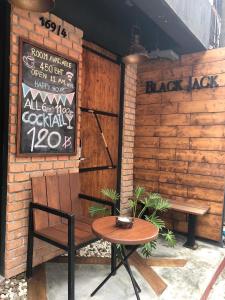 Blackjack Bar and Hostel