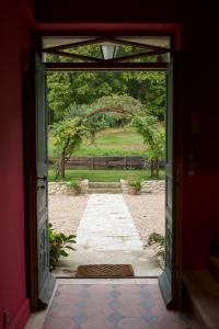 Maisons de vacances La Clairiere de la reine Hortense - Pierres d'Histoire : photos des chambres