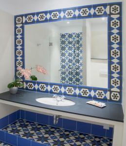 Hotels Hotel La Regence : Chambre Triple