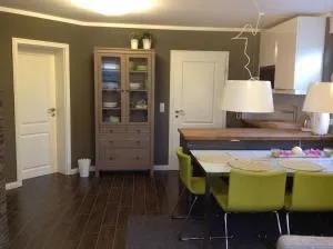 FeWo Buchheim, hochwertig und gemütlich, 5min zur S-Bahn - 柏林附近贝尔瑙