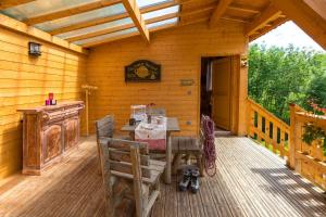 Chalets Gite&Spa le Montagnard : photos des chambres