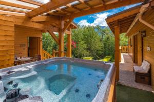 Chalets Gite&Spa le Montagnard : photos des chambres