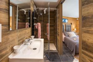 Chalets Gite&Spa le Montagnard : photos des chambres