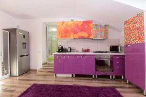 Queen Holiday Apartment