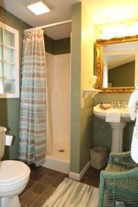 Marthas Vineyard B & B