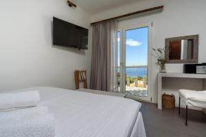 SkiNAmmos Eco Villas Evia Greece