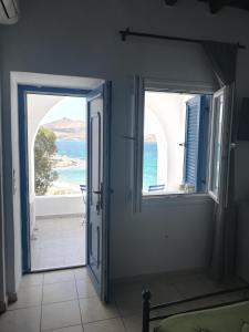 Sea View Studios Paros Greece