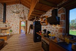 Seafront Villa Kallia & George, By IdealStay Experience