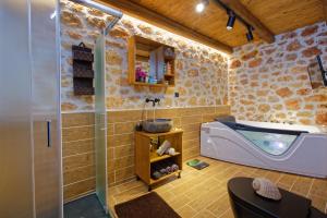 Seafront Villa Kallia & George, By IdealStay Experience