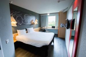 Hotels ibis Cherbourg La Glacerie : photos des chambres