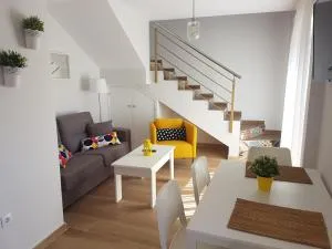 Apartamentos Los Corralejos - 福恩吉罗拉