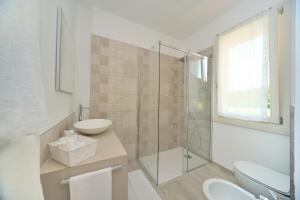 Double or Twin Room with Pool View
