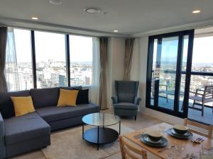 Great location- City Centre- Opposite Sky City- Massive view