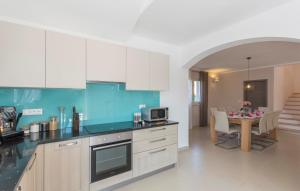 Villa with Private Pool room in Villa Contessa