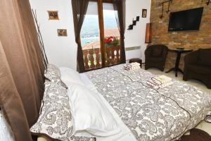 Eke Irin Apartments
