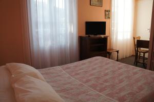 Hotel Le Commerce photo 12