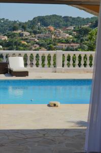 B&B / Chambres d'hotes Villa La Terre Des Lauriers : photos des chambres