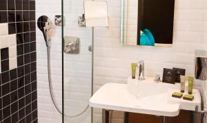 Hotels Hotel Atmospheres : Chambre Lits Jumeaux Classique