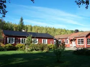 Nya Skogsgården Hostel - Häljeboda