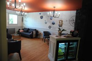 Hotels The Originals Boutique, Hotel Admiral's, Les Sables-d'Olonne : photos des chambres