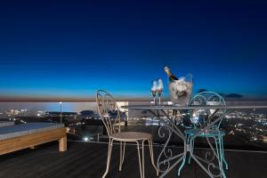 White & Co. La Torre Suites