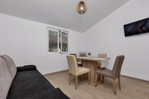 Apartmani Leona Makarska