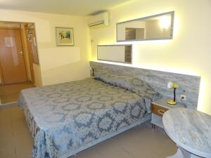Economy Double or Twin Room room in Victoria Hotel