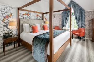 Super King Room room in Cedar Manor