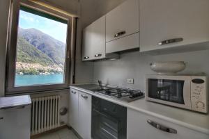 1 Bedroom Apartment with Lake View and Terrace - Separate Building