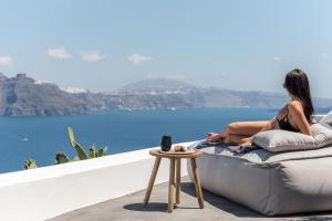 Chelidonia Luxury Suites Santorini Greece