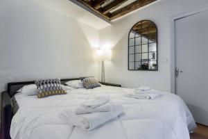 Appartements Quiet, Cozy, Design Apartment in Paris : photos des chambres