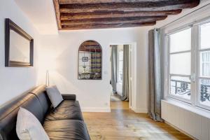 Appartements Quiet, Cozy, Design Apartment in Paris : photos des chambres
