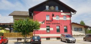 PONI NAKLO - Sobe Marinšek 