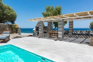 Damma Beachfront Luxury Villa Santorini Greece