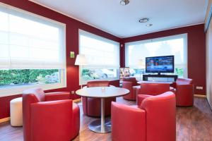 Hotels Campanile Montesson - Le Vesinet : photos des chambres