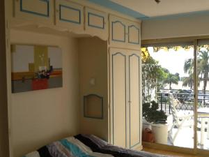 Appartements Menton smartworking and relax on the beach, seaview : photos des chambres