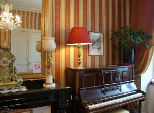 Hotels Hotel Montsegur : photos des chambres