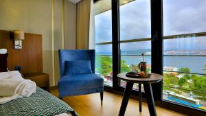 Zimmer Bosphorus Hotel